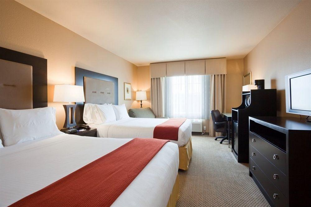 Holiday Inn Express Hotels & Suites Cuero By Ihg Kültér fotó